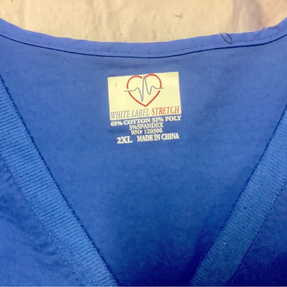 WHITE LABEL STRETCH SCRUBS. - Picture 3 of 4